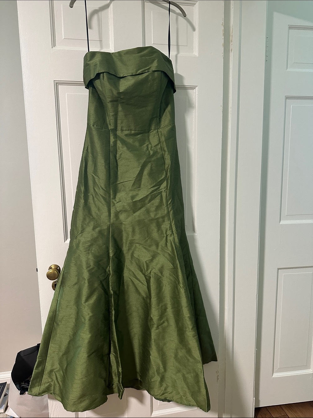 Lula Kate Eva top trumpet bottom size 4 shantung silk greenery